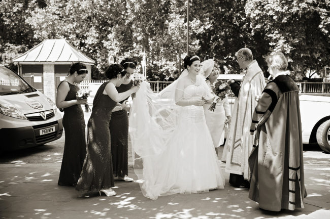 Oyster Shed Wedding – 1 a bride arrives for her Oyster Shed wedding