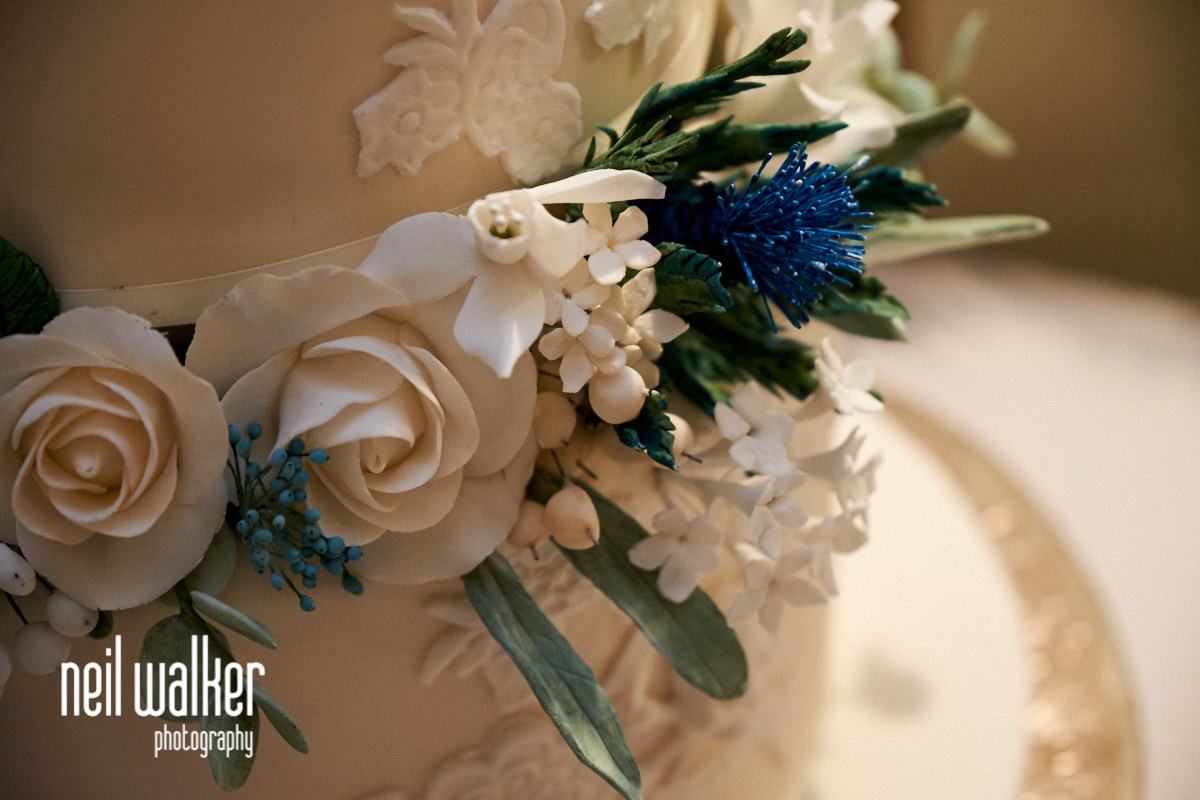 a detail on the wedding cake